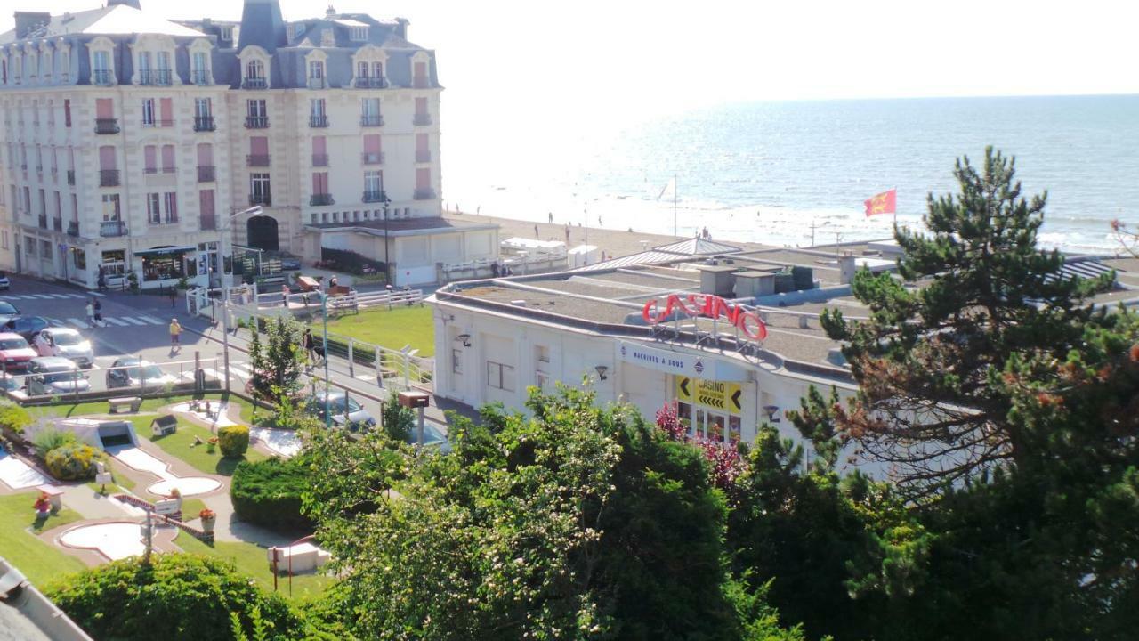 Residence Le Crisenoy Houlgate Buitenkant foto